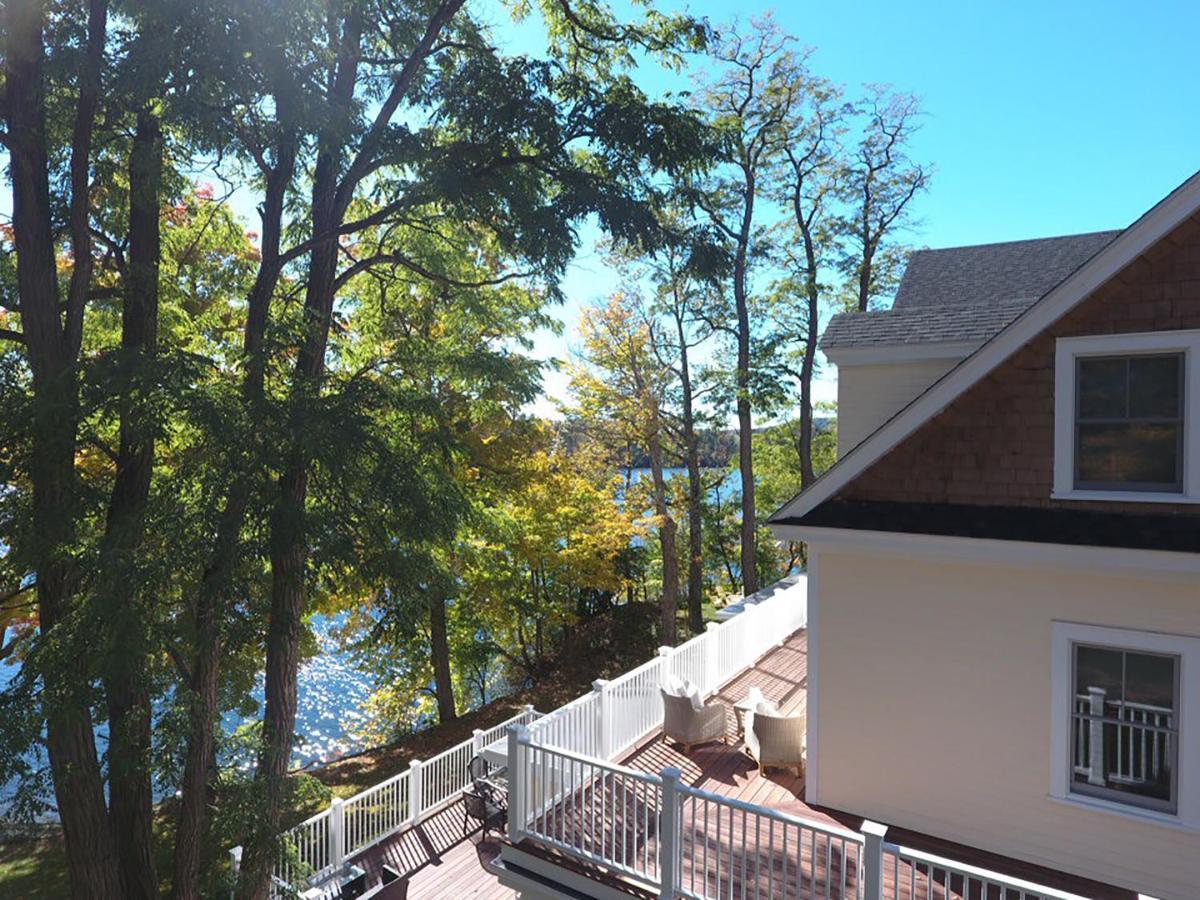 Lakehouse Inn Лі Екстер'єр фото